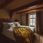 De Durgerdam, Hotel 5*