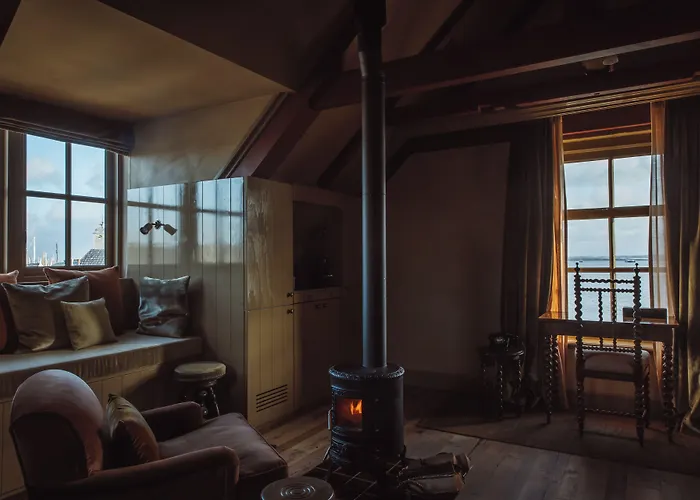 De Durgerdam, Hotel 5*