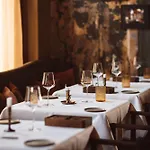 De Durgerdam, Hotel 5*