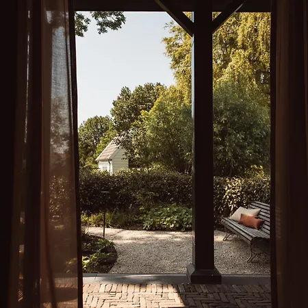 De Durgerdam, 5*