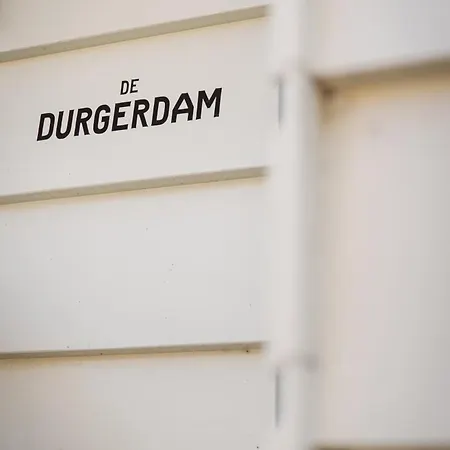 De Durgerdam, 酒店