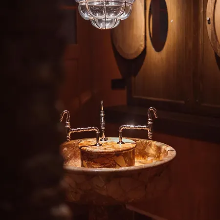 호텔 De Durgerdam, 5*