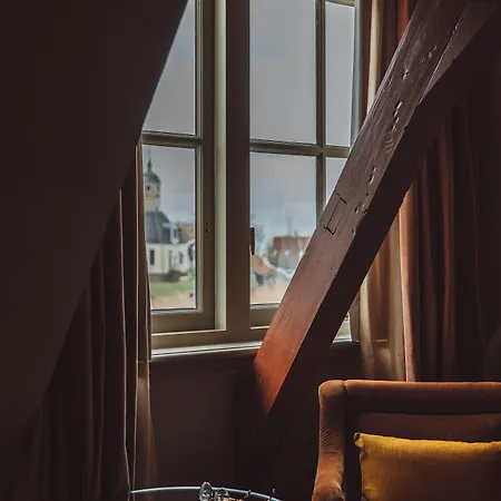 De Durgerdam, Otel