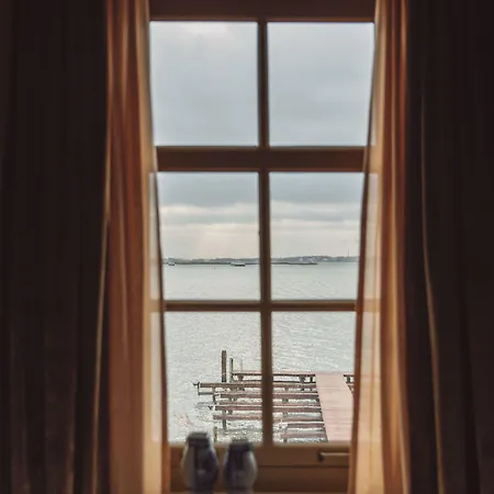 De Durgerdam, Hotel 5*
