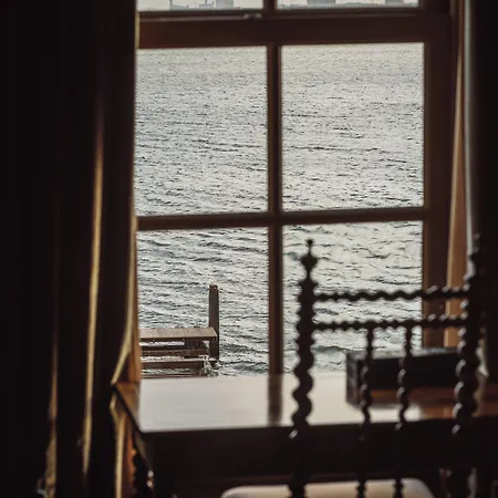 De Durgerdam, 5*