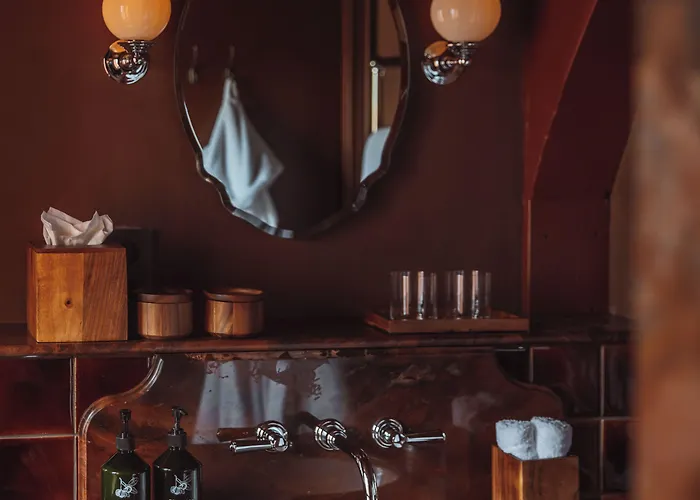 De Durgerdam, Hotel Ámsterdam