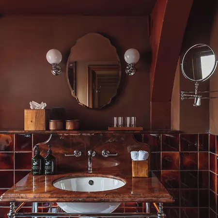 De Durgerdam, Hotel 5*