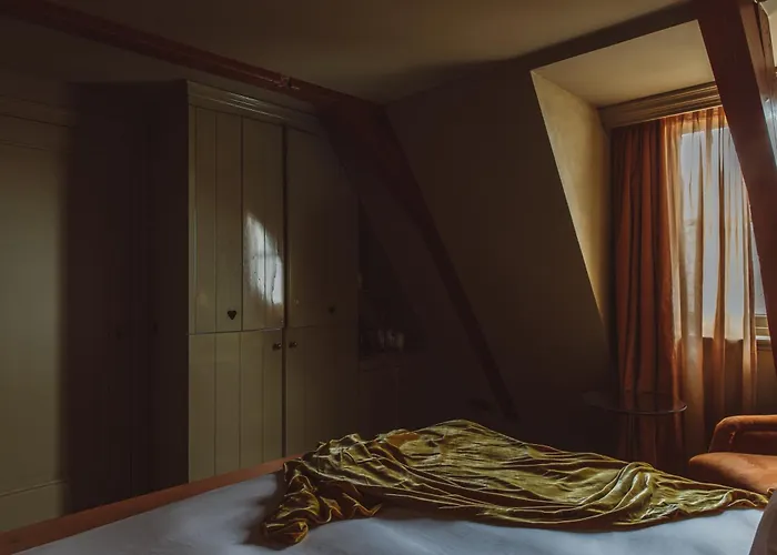 De Durgerdam, Hotel Amsterdam